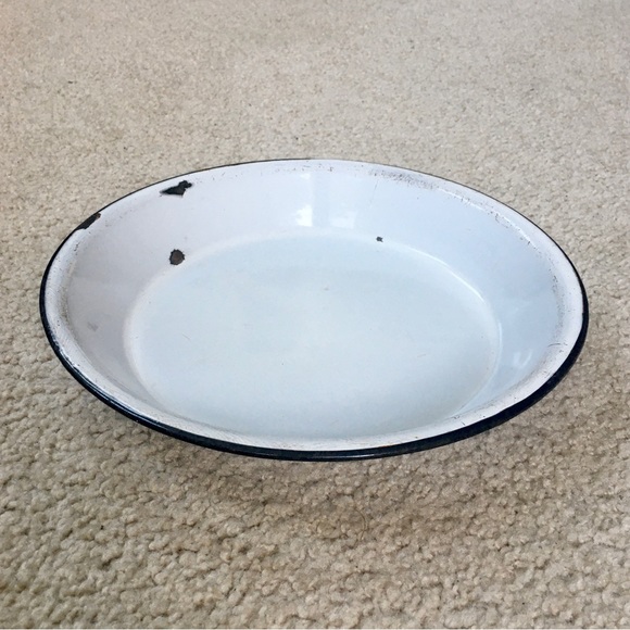 Kitchen Vintage 193s White Enamelware Pie Pan Baking Dish Tray Plate